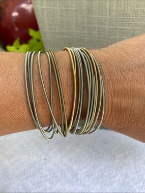 Mixed Metal Multi-Loop Bangle Bracelet - Women Jewelry Magnetic Closure